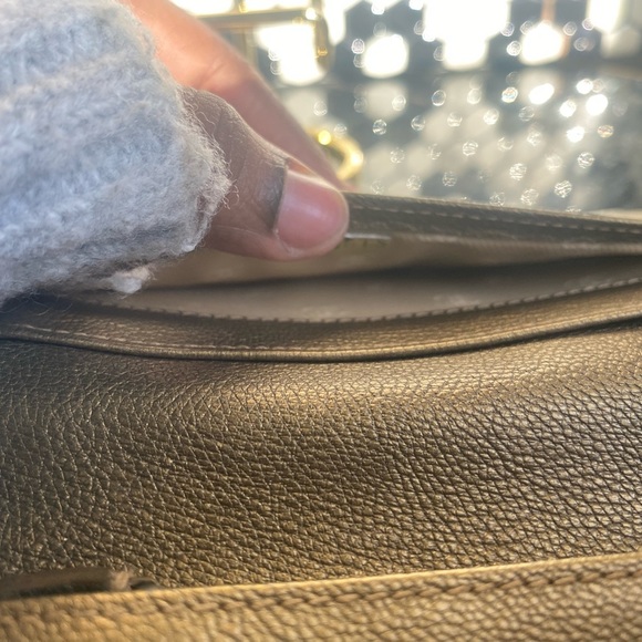 Chanel Vintage Metallic Gold Bifold Wallet - Picture 7 of 13